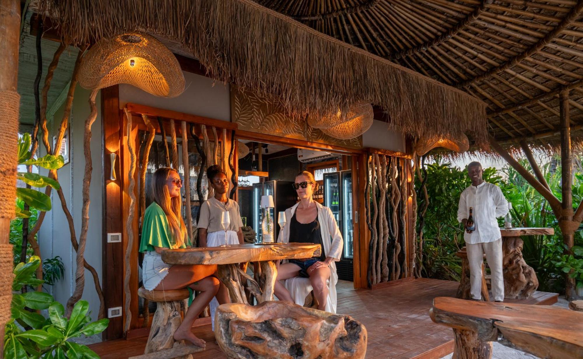 Sensations Eco-Chic Hotel Pwani Mchangani Exterior foto