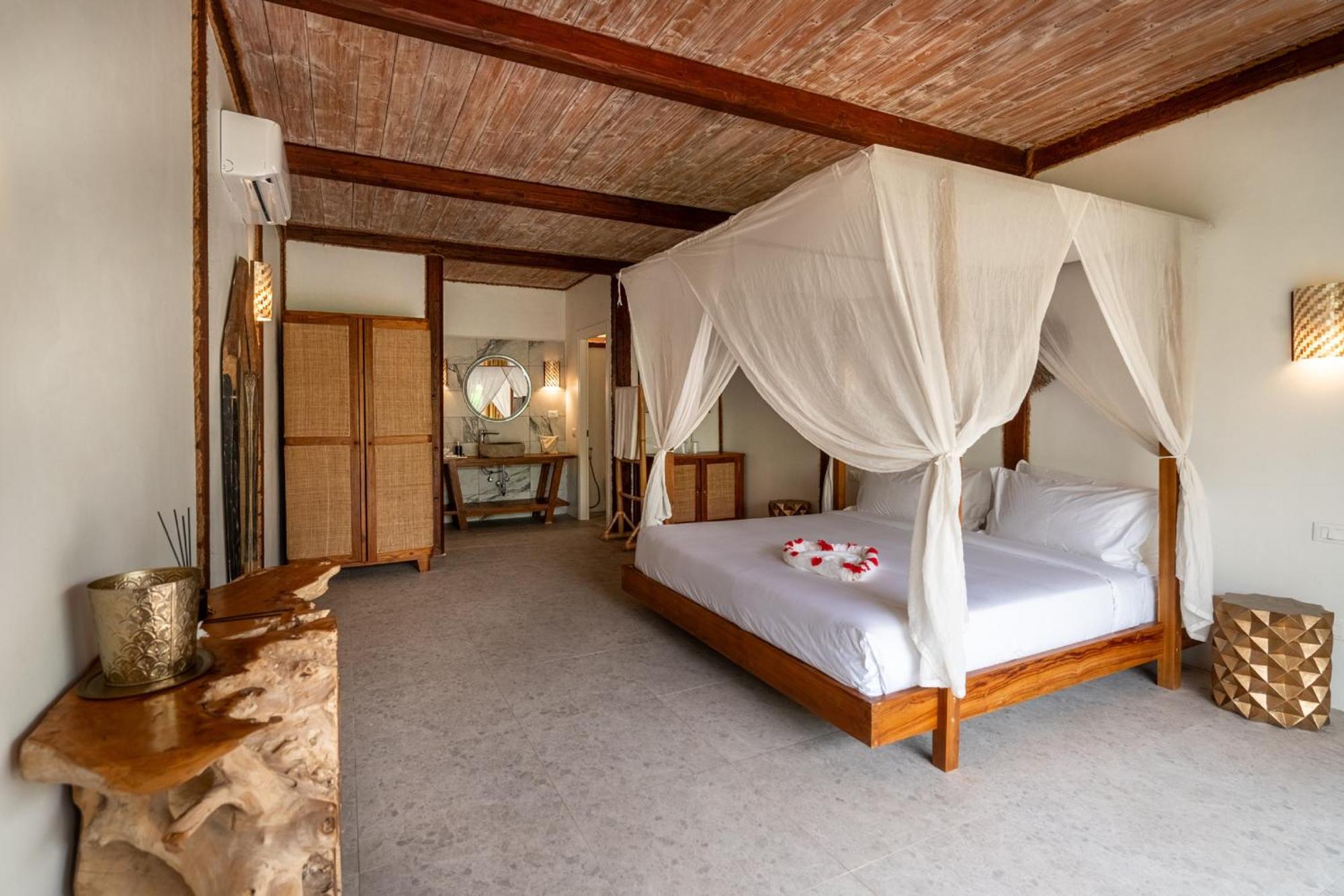 Sensations Eco-Chic Hotel Pwani Mchangani Exterior foto